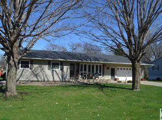 503 Georgia Ave SW, Orange City, IA 51041