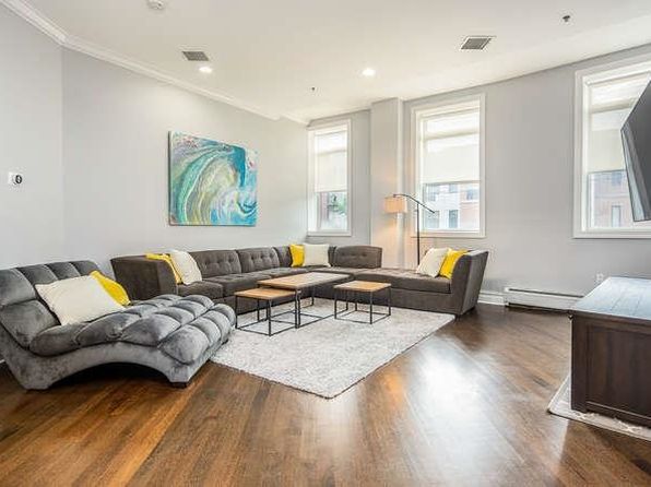 564 Gregory Ave APT A3