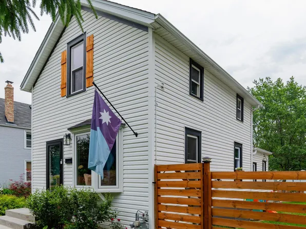 17 Van Buren Ave S, Hopkins, MN 55343