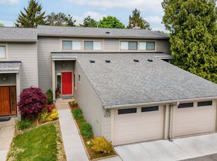 630 Peninsula Ct #72, Ann Arbor, MI