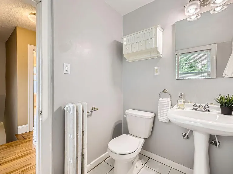 5053 Ewing Ave S — Photo 18