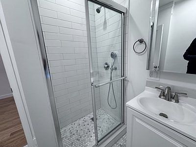 4th image of 144 Park Dr #1