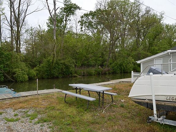 2nd image of 15397 Township Road 403 Rd