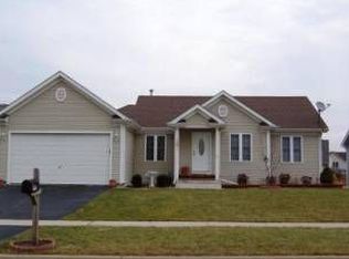 1361 Portage Ln, Woodstock, IL 60098