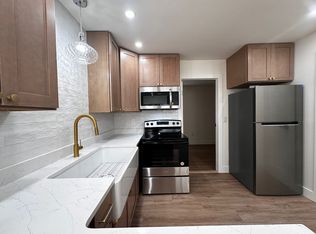 140 71st St #9E, West New York, NJ 07093