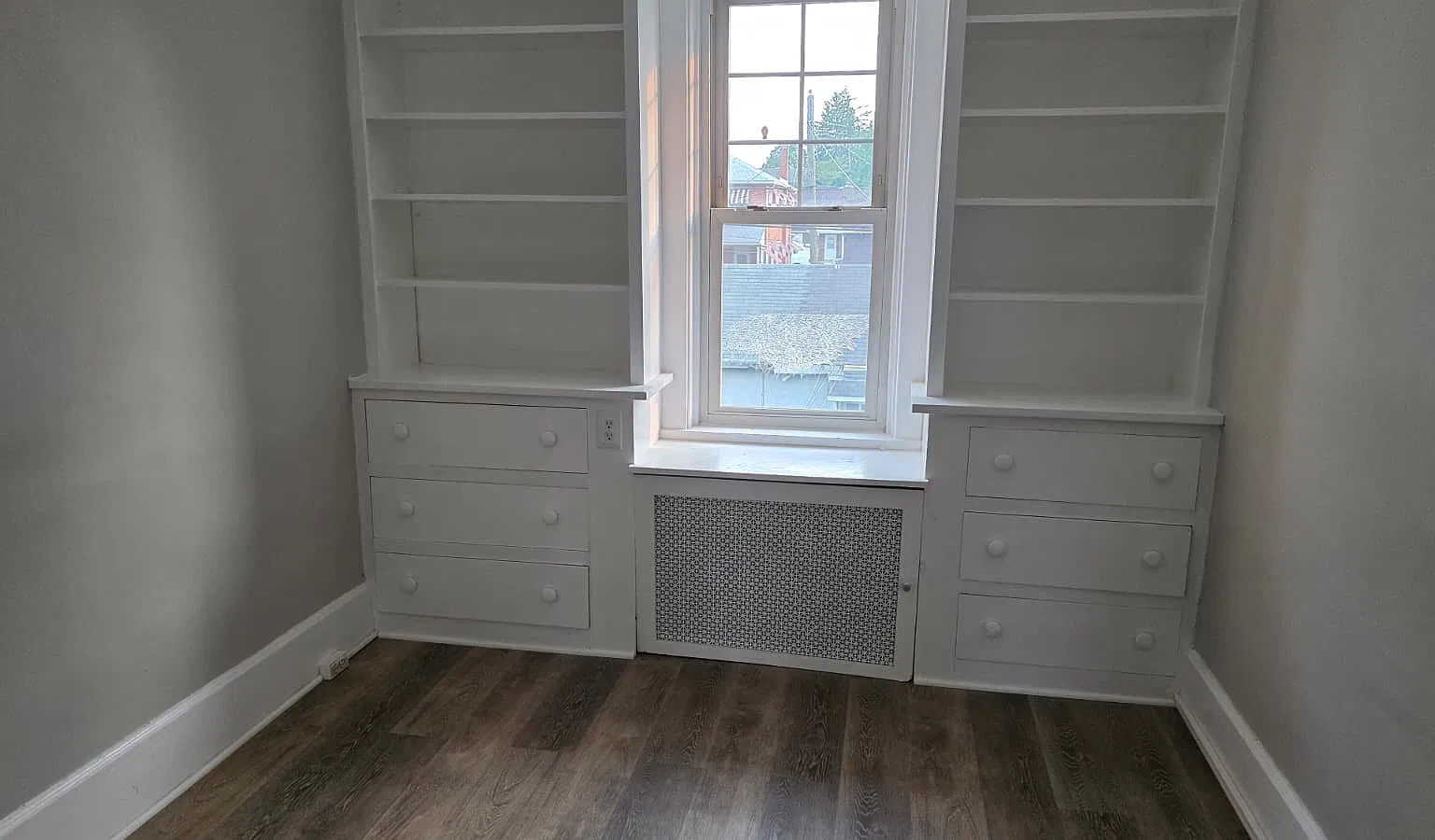 3 bed, 1470 sqft, $1,750 — Photo 1