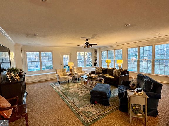 3rd image of 145 Pearson Dr SW