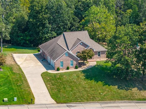 1110 Trailridge Dr, Jackson, MO 63755