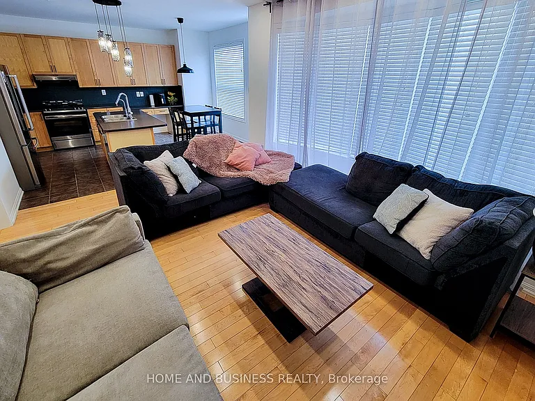 913 McEwan Dr — Photo 9