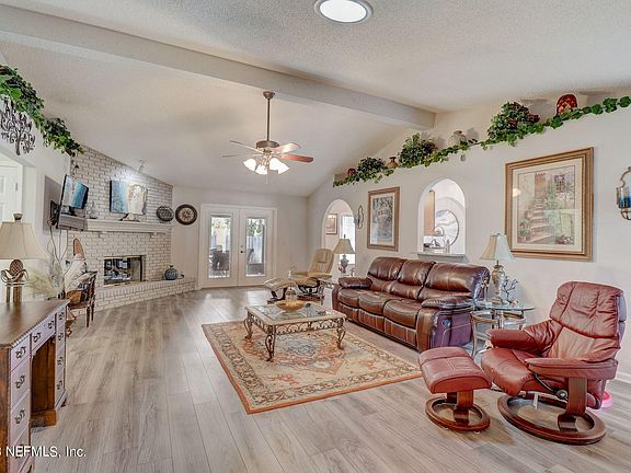 2nd image of 4398 PRINCESS LABETH Court W