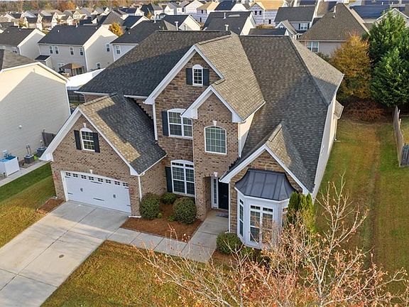 4th image of 751 Cannonade Dr
