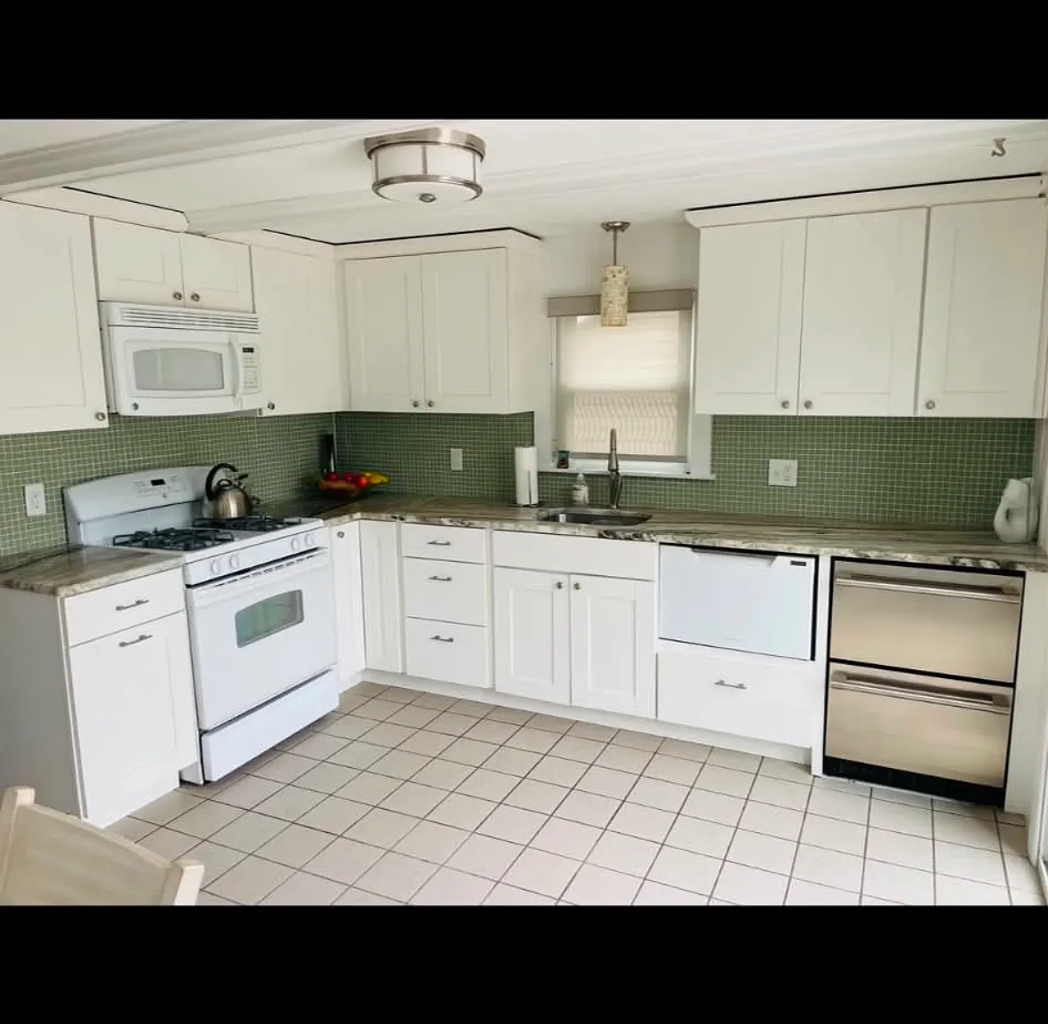 3 bed, $2,000 — Photo 2
