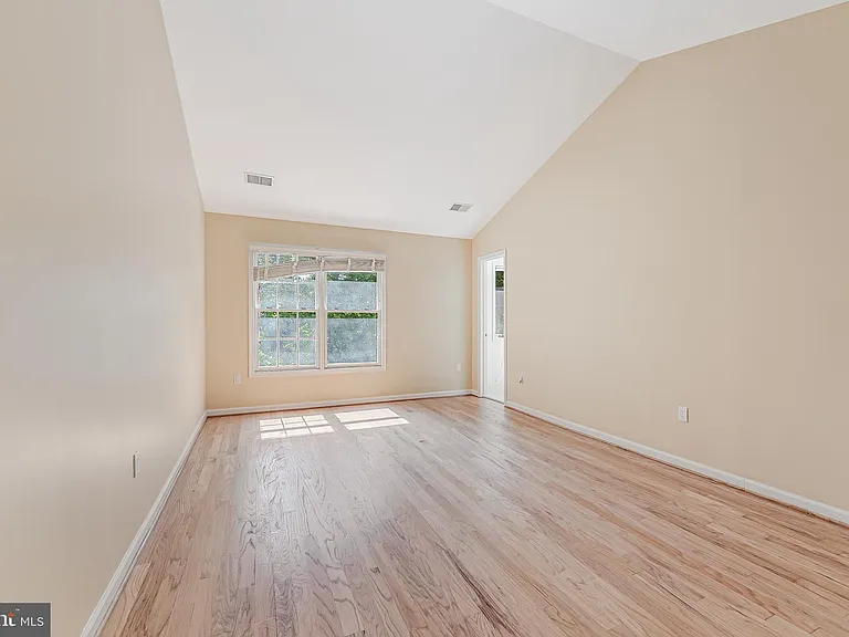 2029 Magarity Ct — Photo 27