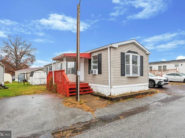 881 Buttonwood Ave, Spring City, PA 19475