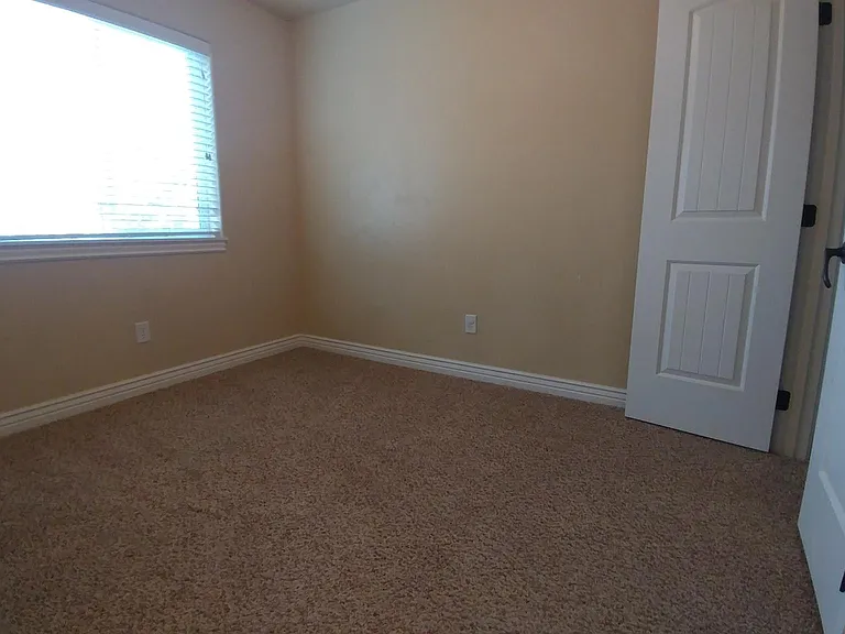 592 Sunflower Rd #TOWNHOME — Photo 12