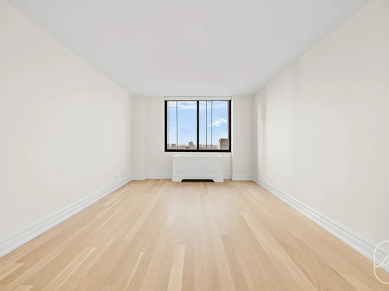 145 W 67th St #33A — Photo 1