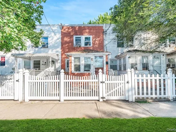 15209 118th Avenue, Jamaica, NY 11434