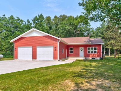 9048 25th Rd, Garden, MI, 49835