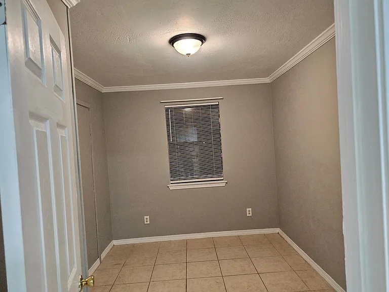 4548 Schillinger Rd S — Photo 28