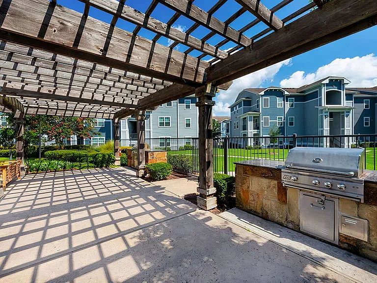 Cambria Cove Apartments — Photo 15