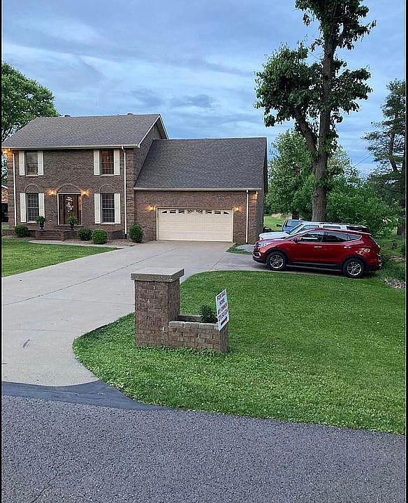 1st image of 106 Country Club Dr