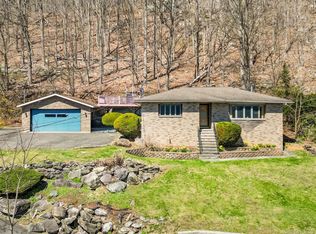 621 Jersey Avenue, Greenwood Lake, NY 10925