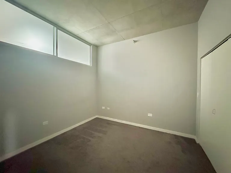 235 W Van Buren St #2819 — Photo 6
