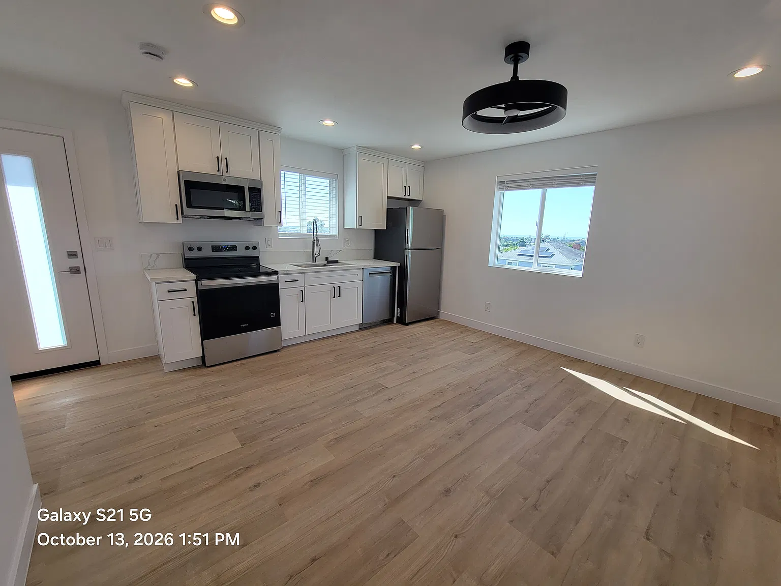 1 bed, 495 sqft, $2,099 — Photo 2