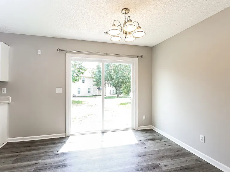 624 Lightspun Ln — Photo 7