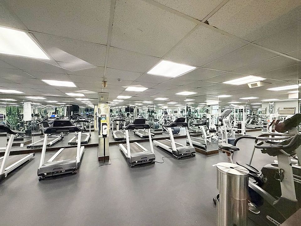 2nd image of 35 Seacoast Ter APT 21V