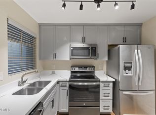 1880 E MORTEN Avenue #102, Phoenix, AZ 85020