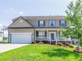 5286 Crosswinds Rd, Mc Leansville, NC 27301