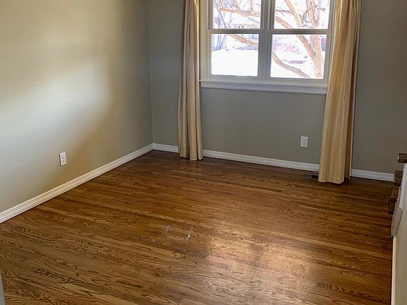 Living room 2