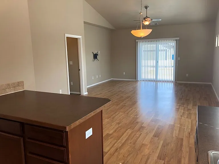 110 Bull Frog Dr — Photo 17