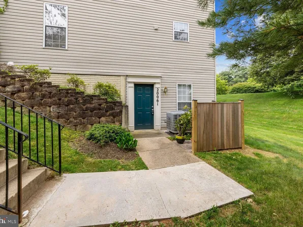 20061 Dunstable Cir #412, Germantown, MD 20876