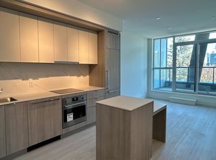 6 Greenbriar Rd E #221, Toronto, ON M2K 0H6