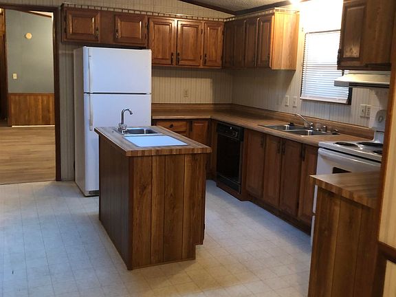 4th image of 258 Whippoorwill Cir