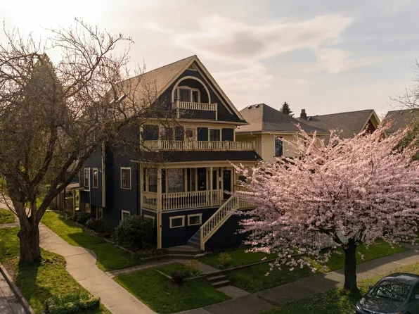 796 E 13th Ave, Vancouver, BC V5T 2L3