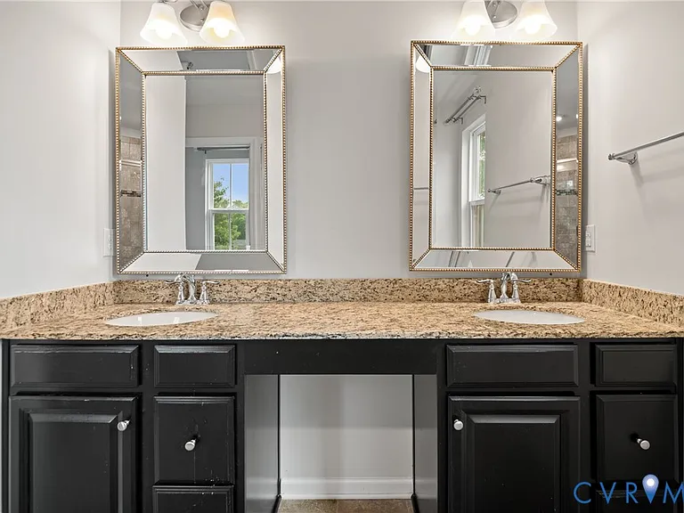 16848 White Daisy Loop — Photo 32