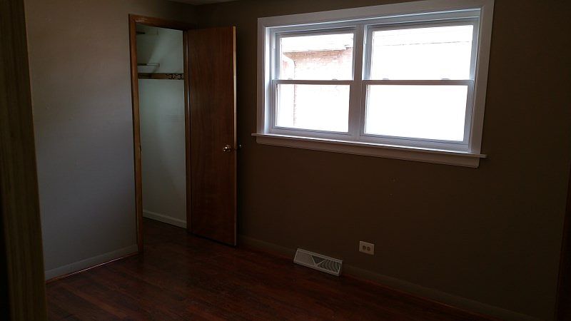 2nd image of 10139 S May St