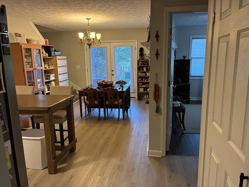 205 Correll Ln — Photo 2