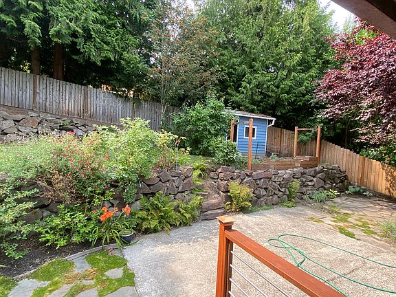 3rd image of 20219 54th Pl NE