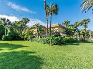 1001 Royal Palm Blvd, Vero Beach, FL 32960