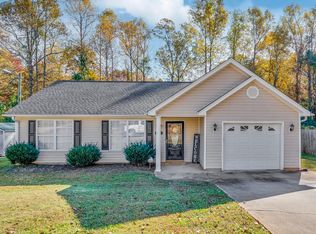 466 Pleasant Green Dr, Inman, SC 29349