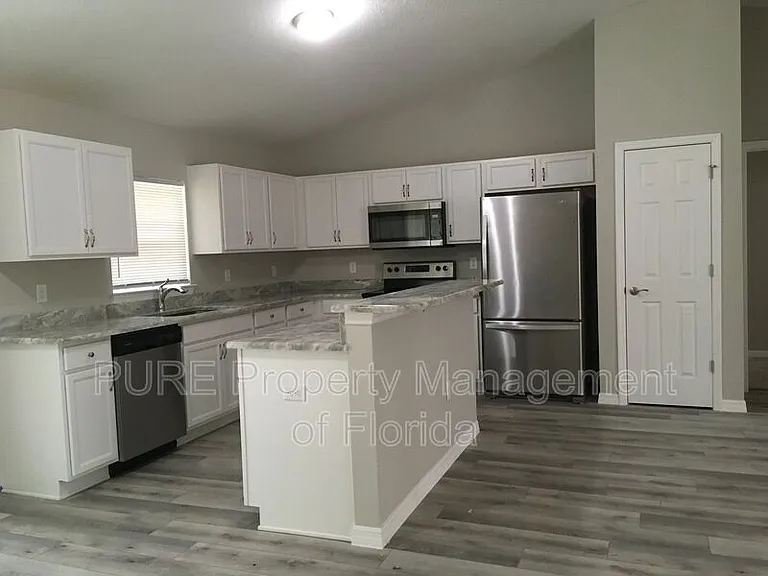 14693 SW 21st Ter — Photo 4