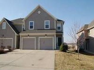 22715 W 72nd Trl, Shawnee, KS 66227