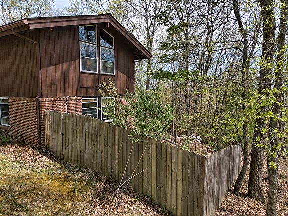 4th image of 1846 Azalea Dr