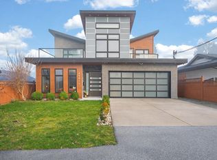 11082 131a St, Surrey, BC