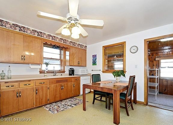 4th image of 8051 Lowell Ave
