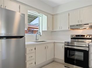 2700 Pierce St APT 2, Hollywood, FL 33020